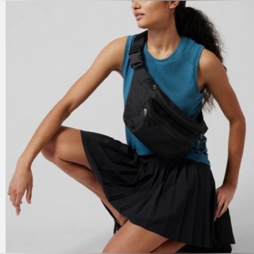 Athleta Levitate Skort / Elevate Skort Medium Bla… - image 1